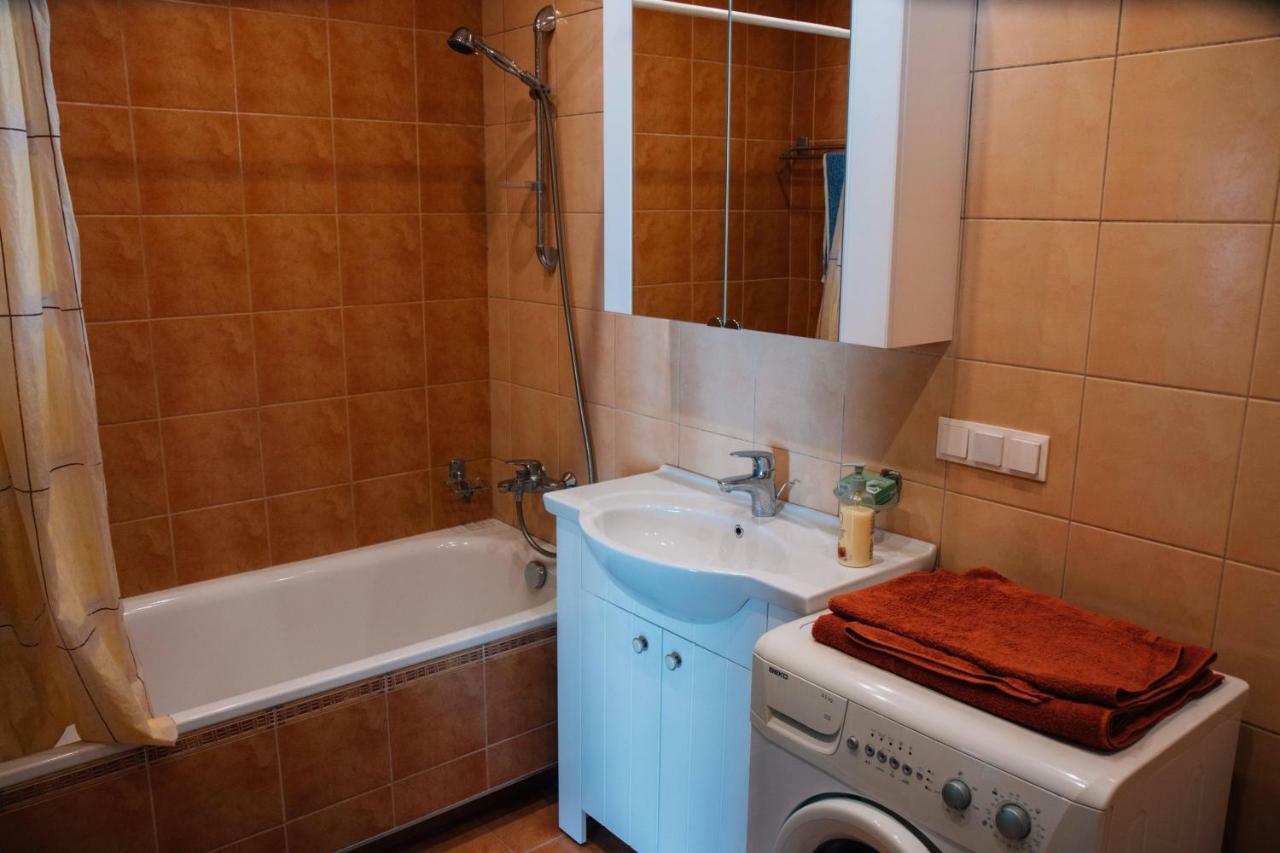 New Apartament Very Close To The City Centre Vilnius Luaran gambar