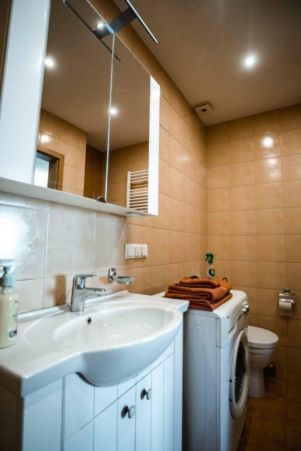 New Apartament Very Close To The City Centre Vilnius Luaran gambar